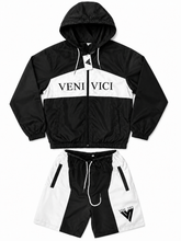 Civitas BW Two-Tone Set